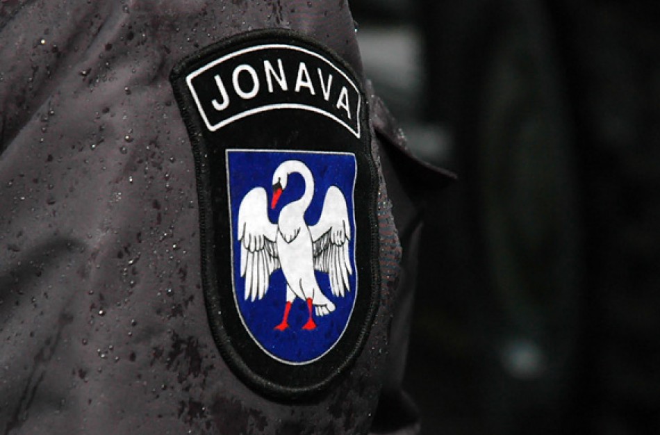 Pagalbos tarnyboms teko vykti prie pirmojo tvenkinio: pranešta apie sumuštą vyrą