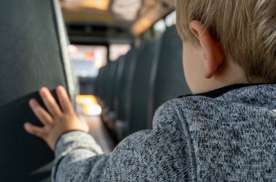 Neįgaliųjų teisių komisija: mokykliniai autobusai turi būti pritaikyti turintiems judėjimo negalią