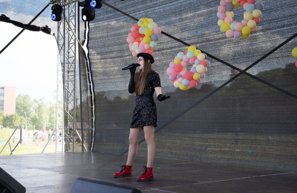 Joninių slėnyje gausus būrys vaikų atidarė vasaros renginių festivalį