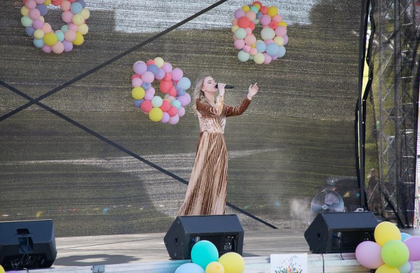 Joninių slėnyje gausus būrys vaikų atidarė vasaros renginių festivalį