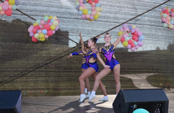 Joninių slėnyje gausus būrys vaikų atidarė vasaros renginių festivalį