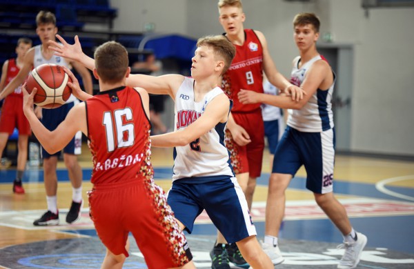 Jaunieji krepšininkai šiemet nukeliavo iki pat U15 finalinio ketverto