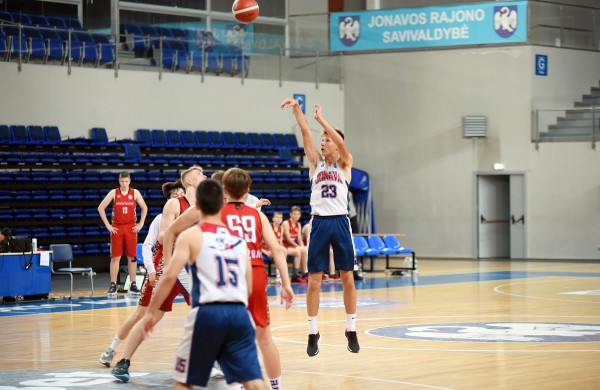 Jaunieji krepšininkai šiemet nukeliavo iki pat U15 finalinio ketverto