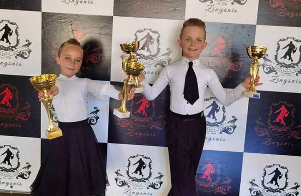 Savaitgalį “Bonus” klubo šokėjai  išbandė savo jėgas tarptautinėse varžybose