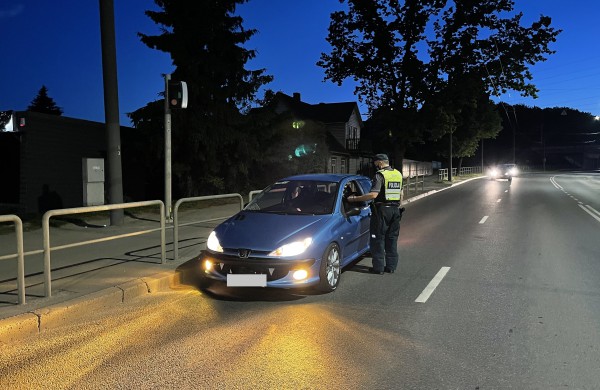 Pareigūnai vijosi neblaivią ir dėl išgąsčio sustoti nepanorusią vairuotoją