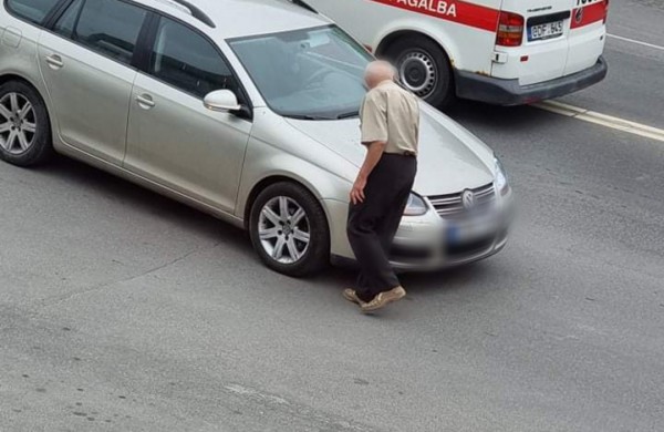 J. Basanavičiaus gatvėje partenkta moteris