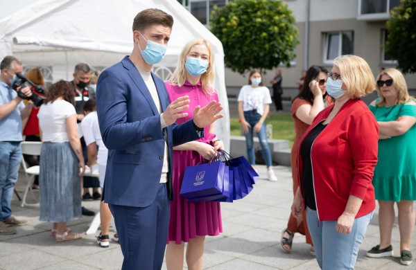 Jonavos Sąjūdžio aikštėje paskiepijo beveik 400 žmonių