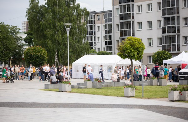 Jonavos Sąjūdžio aikštėje paskiepijo beveik 400 žmonių