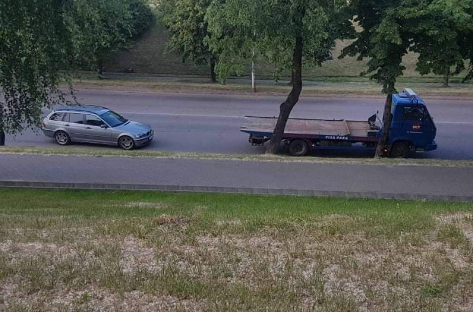 Joninių išvakarėse pareigūnai sulaikė girtą vairuotoją