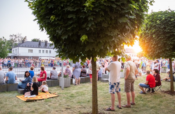 Jonavoje paminėtos Joninės: kviečiame pasidairyti po nuotraukų galeriją