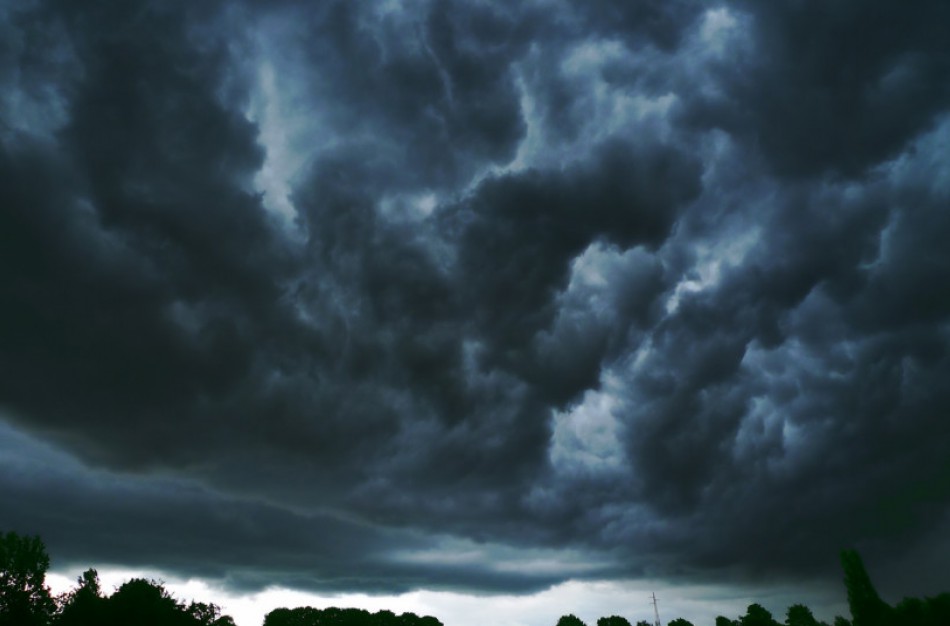 Per Jonines ugniagesiams gelbėtojams teko paplušėti iš peties