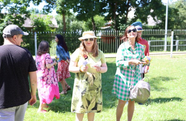 Jonavos rajono neįgaliųjų veiklos centro kiemelyje – įspūdingas „Laimės traukinys“