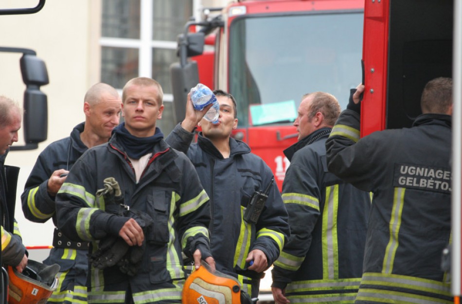 Pristatyti darbuotojų motyvacijos ir pasitenkinimo darbu tyrimo rezultatai