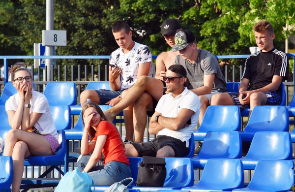 Joninių taurė dėl užklupusios audros virto dviejų dienų turnyru