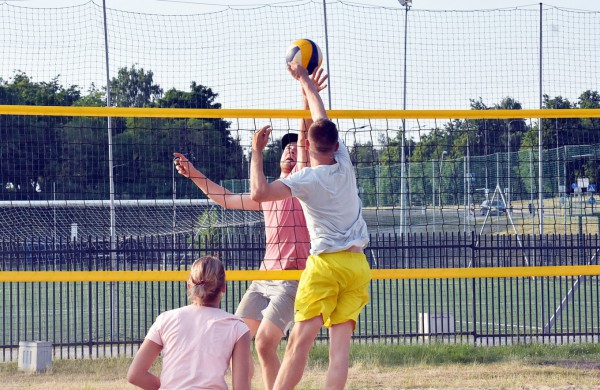 Joninių taurė dėl užklupusios audros virto dviejų dienų turnyru