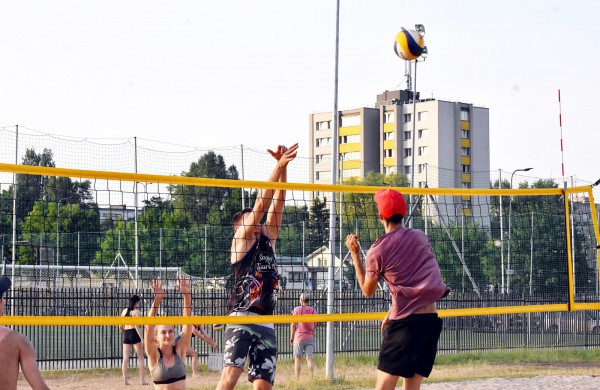 Joninių taurė dėl užklupusios audros virto dviejų dienų turnyru