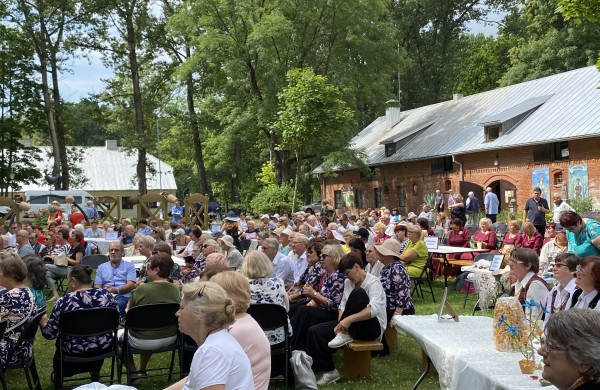 LASS: Vienija ne regėjimo negalia, o bendra veikla