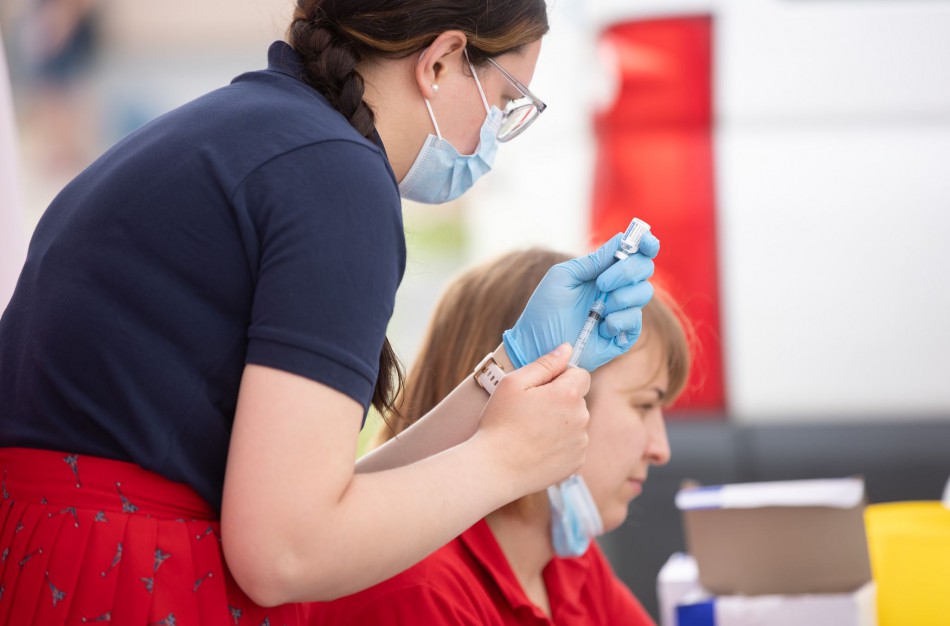 Po Jonavos rajoną keliaus mobilus vakcinavimo punktas - autobusiukas