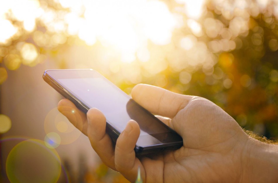 Alinantys karščiai „kankina“ ir telefonus: 5 būdai apsaugoti nuo perkaitimo