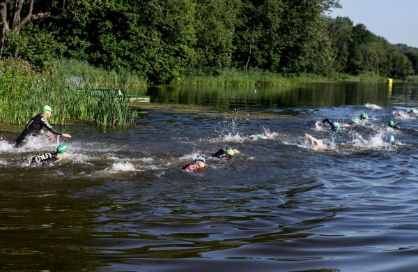 Jonava alsuos sporto ritmu – mieste atmosferą kaitins triatlonininkai
