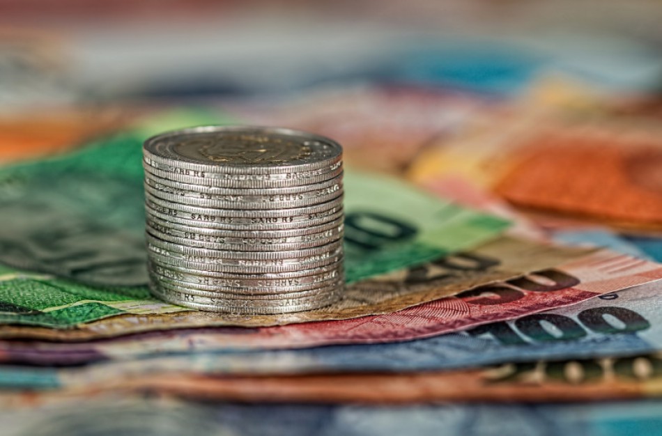 200 eurų valstybės stipendijas gaus matematikos, informatikos ir inžinerijos studentai