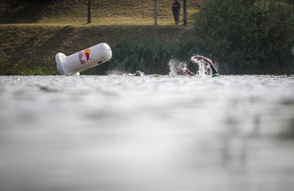 Atkakliame Jonavos triatlone ryškiausiai spindėjo T. Kopūstas ir I. Urbonavičiūtė