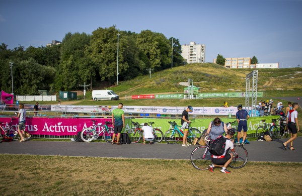 Atkakliame Jonavos triatlone ryškiausiai spindėjo T. Kopūstas ir I. Urbonavičiūtė