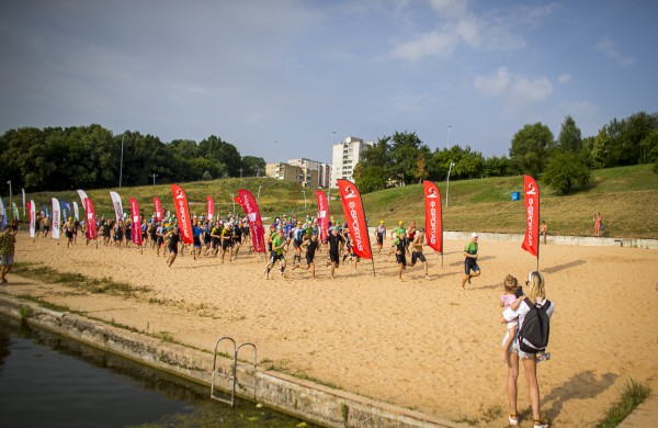 Atkakliame Jonavos triatlone ryškiausiai spindėjo T. Kopūstas ir I. Urbonavičiūtė