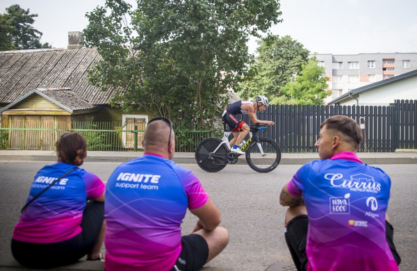 Atkakliame Jonavos triatlone ryškiausiai spindėjo T. Kopūstas ir I. Urbonavičiūtė