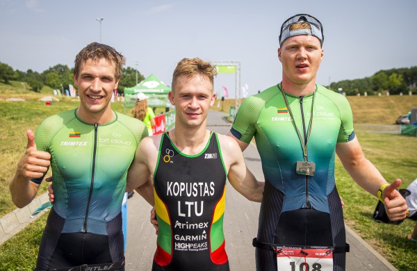 Atkakliame Jonavos triatlone ryškiausiai spindėjo T. Kopūstas ir I. Urbonavičiūtė