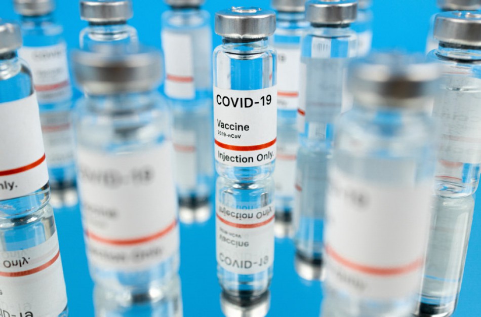 COVID-19 liga persirgę gyventojai galės būti skiepijami dviem vakcinos dozėmis