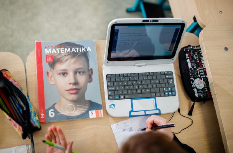 Dėl galimybės mokytis nuotoliniu būdu