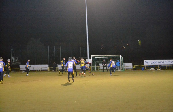 Naktinio futbolo nugalėtojai – SMK „Vikingai“ futbolininkai