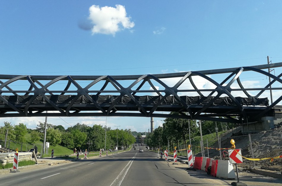 Naujojo pėsčiųjų tilto atidarymas - visai netrukus