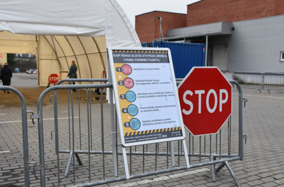 Privalomo COVID-19 testavimo dalyje šalies punktų tenka laukti ir kelias dienas: kokia situacija Jonavoje?