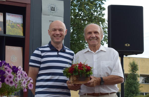 Jonavos krašto kultūros ir istorijos metraščiui „Taurosta“ – penkeri!