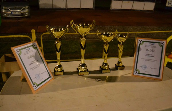 Naktinio futbolo nugalėtojai – SMK „Vikingai“ futbolininkai