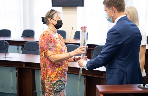 Savivaldybėje pagerbti Jonavos rajono šimtukininkai