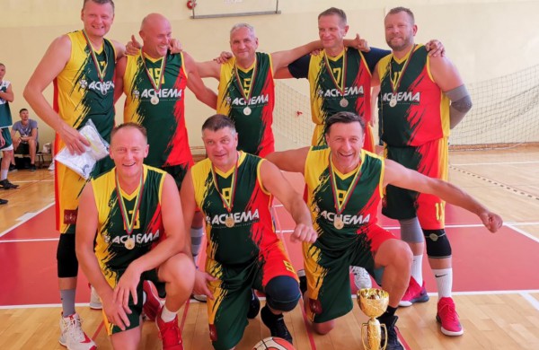 Baltijos taurės turnyre - vicečempionų vardai Achemos krepšinio veteranams