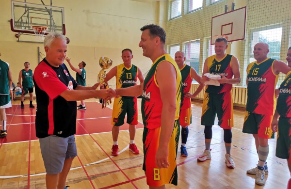 Baltijos taurės turnyre - vicečempionų vardai Achemos krepšinio veteranams