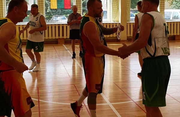 Baltijos taurės turnyre - vicečempionų vardai Achemos krepšinio veteranams