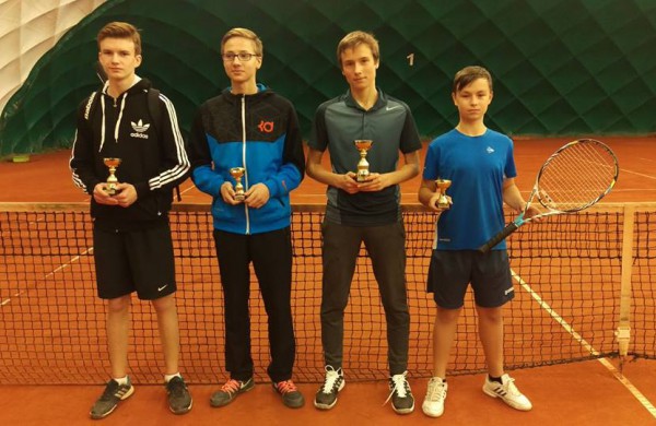 Lauko teniso turnyruose sėkmingas ir jaunųjų Jonavos sportininkų pasirodymas