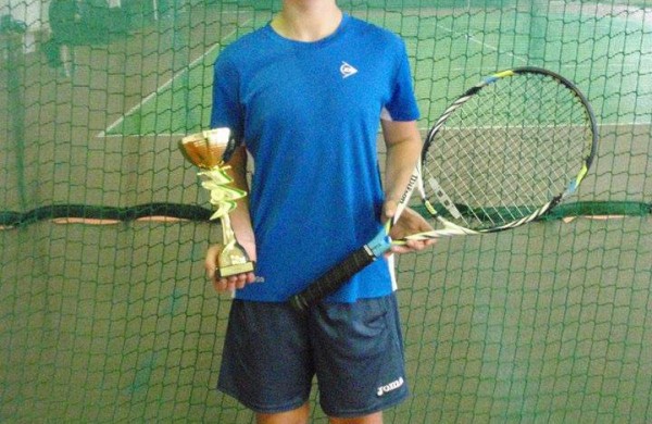 Lauko teniso turnyruose sėkmingas ir jaunųjų Jonavos sportininkų pasirodymas