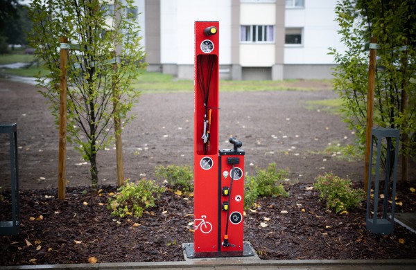 Jonavos socialdemokratai įteikė miestui dovaną