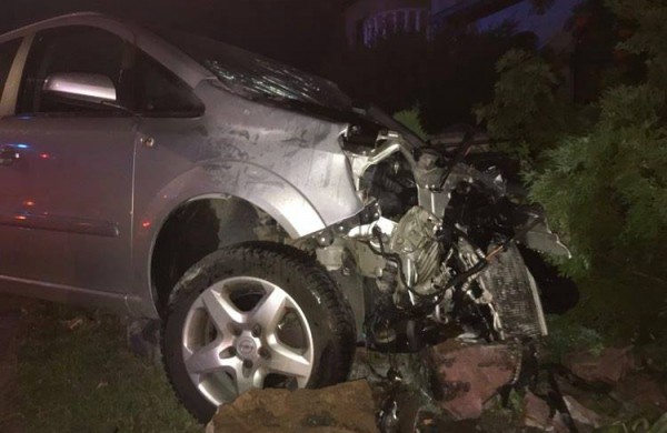 Žeimių gatvėje lengvojo automobilio ir sunkvežimio susidūrimas