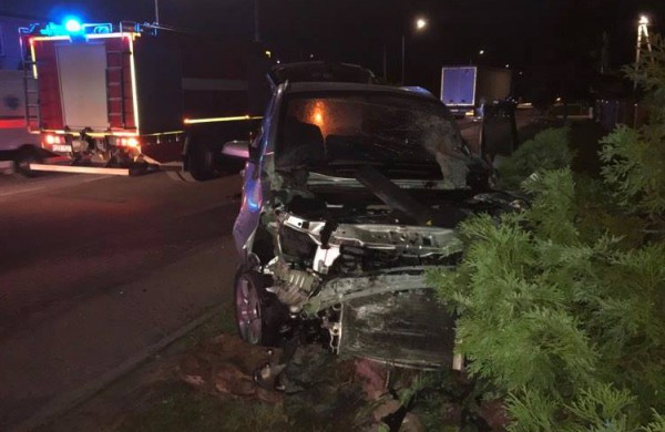 Žeimių gatvėje lengvojo automobilio ir sunkvežimio susidūrimas