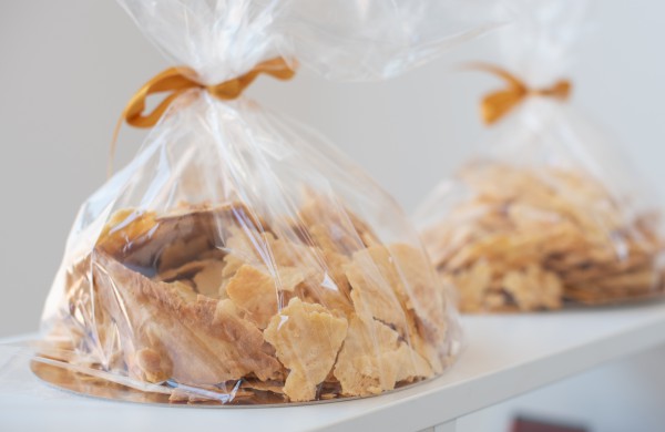 Žmonos svajonę kepti šakočius įgyvendinęs jonavietis džiaugiasi pradėtu verslu: siūlo įsigyti ir ,,Vyrų džiaugsmu" pavadintą unikalų gaminį