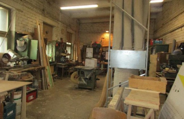 Administracinio pastato ir dirbtuvių Sodų g. 35, Jonava, pardavimo aukcionas