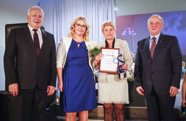 Jonavos įmonėms įteikti apdovanojimai