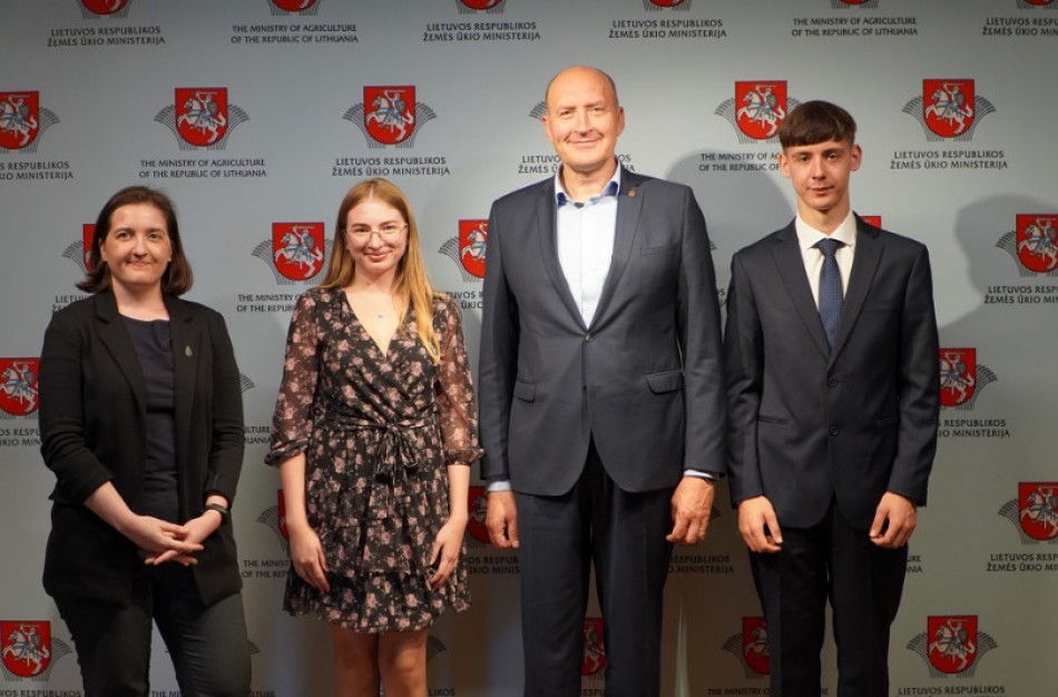 Svečiuose – projekto „Moksleiviai į Vyriausybę“ dalyviai